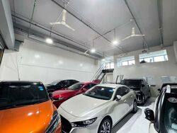 Carros Centre (D25), Factory #544617891